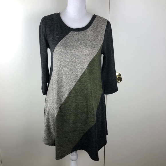 SOPHIA + ZEKE TUNIC SWEATER ASYMMETRICAL HEM SZ M - Picture 1 of 6